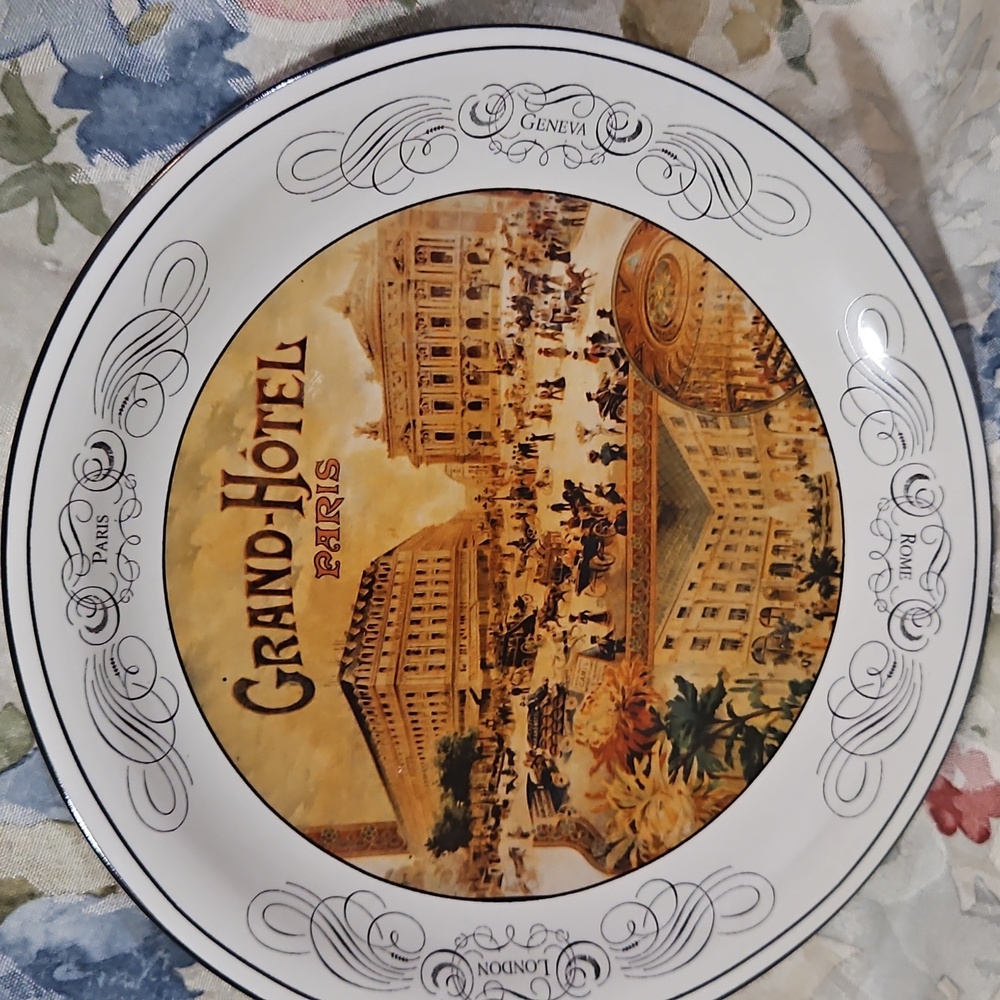 CERTIFIED INTERNATIONAL Pamela Gladding 10" Dinner Plate - Grand Hotel - Paris